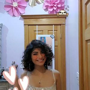 Meet your Posher, Abigail